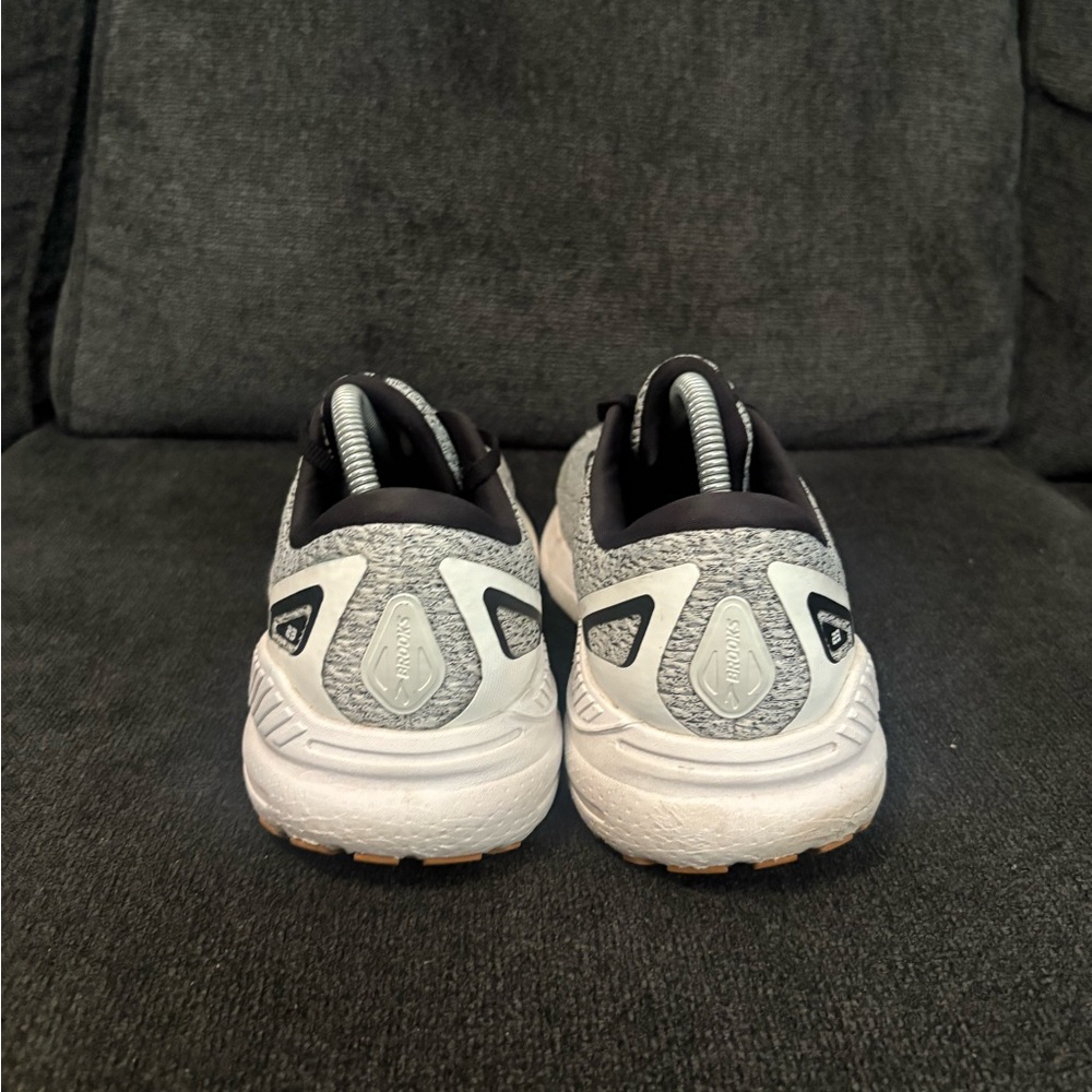 Brooks Adrenaline GTS 23 Men's Running Shoes Gray Black Gum Sole Size 10 - Picture 5 of 8